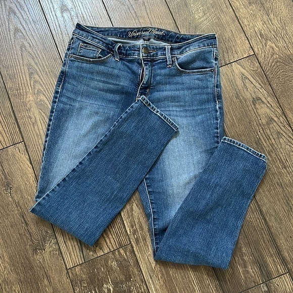 Universal Thread Jeans - Picture 11 of 12